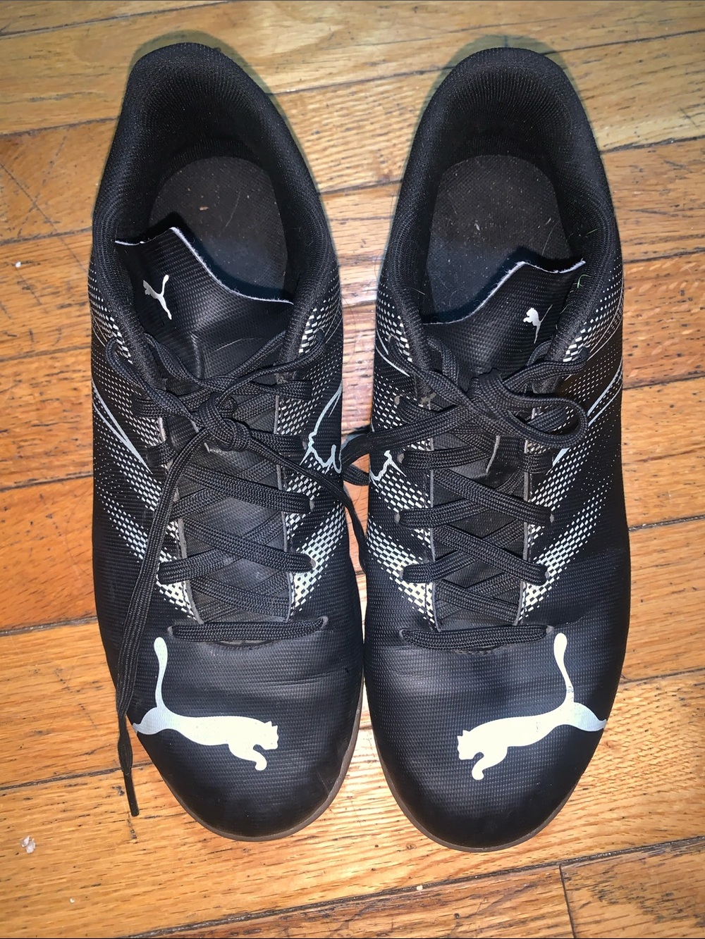 Womens Puma Junior Attacanto Indoor Shoes Size 8 - Picture 3 of 11